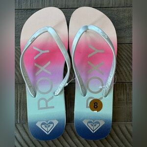 Roxy  Melon lll Ombre Blue Pink Lavender Flip Flops Women’s 8 Size (NWOT)